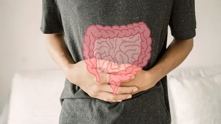 Fructul care combate constipația cronică. Alimente și obiceiuri care îți redau echilibrul digestiv