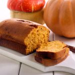 Rețetă aromată de toamnă: pâine de casă cu dovleac și scorțișoară