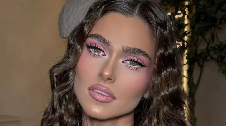 Theo Rose vorbește deschis despre rănile din relații: „Unele se încheie, altele evoluează”