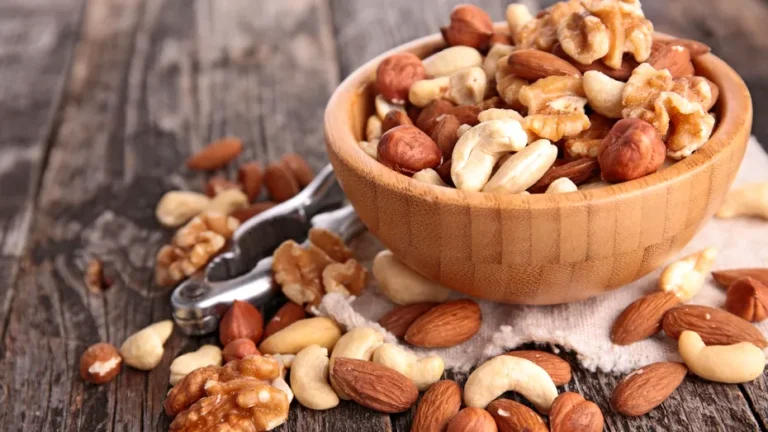Ce se întâmplă dacă mănânci prea multe migdale. Efectele apar mai repede decât crezi