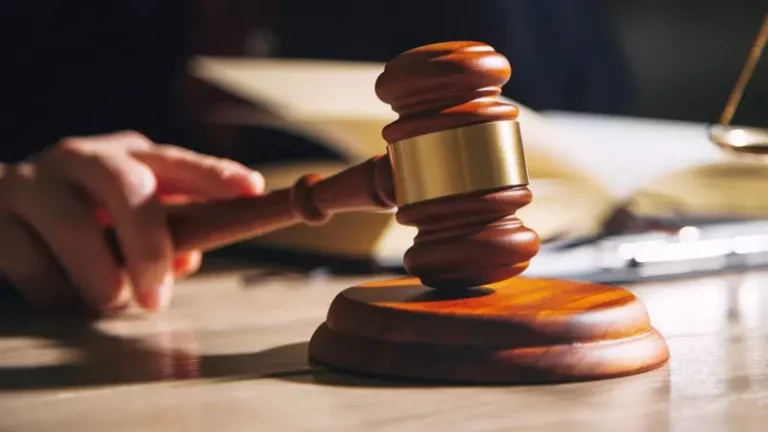 O avocată AUR a contestat numirea lui Dacian Dragoș la CCR. Curtea de Apel București decide și soarta pensiilor magistraților