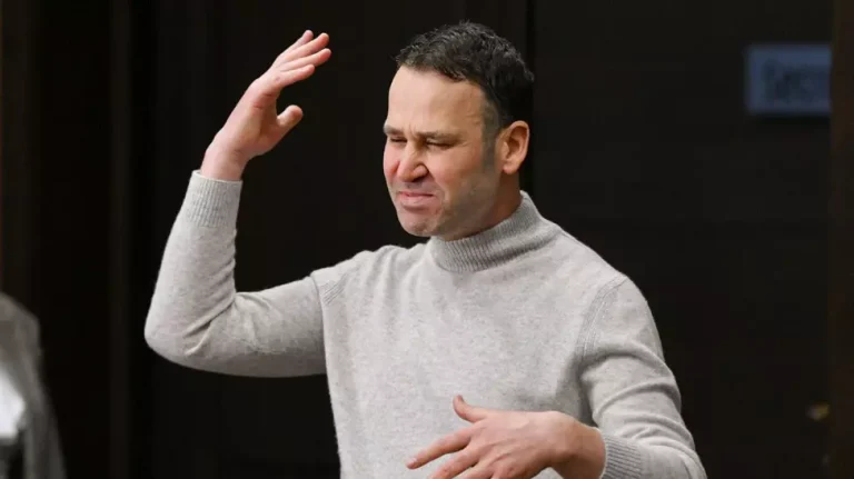 Robert Negoiță critică PSD și îl susține pe Ilie Bolojan: „Ieșirea de la guvernare ar fi o prostie”