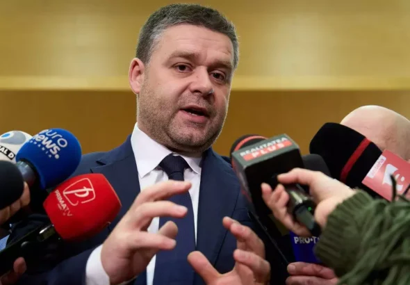 Ciprian Ciucu s-a prezentat din nou la Poliție pentru controlul judiciar. Primarul susține că este nevinovat: „Nu am luat niciun fel de mită”